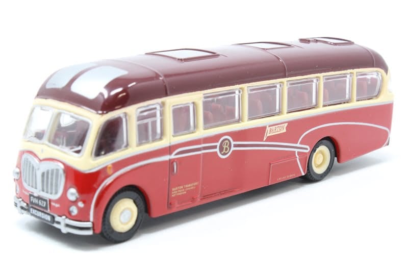 EFE 1/76 - Harrington Grenadier Orange Luxury 12104DL Diecast Scale