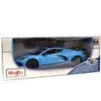 MAISTO 1/18 18-12427 2020 Chevrolet Corvette Stingray Coupe Sky Blue/Black Stripe