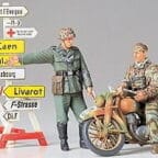 Tamiya 35241 1/35 German Motorcycle Orderly Set