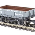Hornby R6859 3 Plank Wagon Armstrong Whitworth  No 59