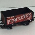Hornby R016 "Perfection" 7 Plank Wagon , Preloved