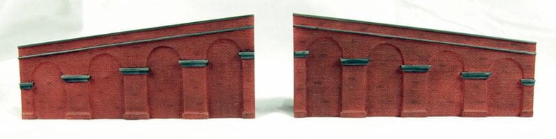 Hornby R8707 Skaledale Retaining Walls Slope 3