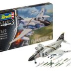 Revell 03941 F-4J Phantom II