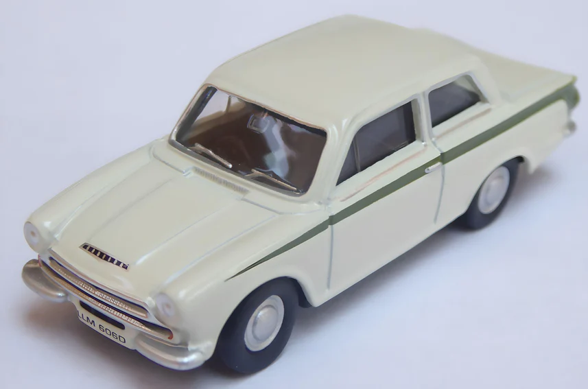 Oxford Diecast 1/76 76COR1001 Cortina MK I White