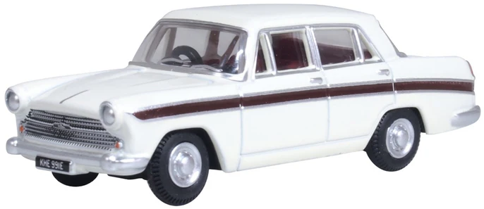 Oxford Diecast 76ACF007 Austin Cambridge Snowberry White/embassy Maroon