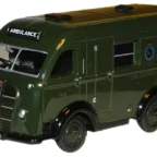 Oxford Diecast 76AK014 Civil Defence Austin Welfarer Ambulance - 1/76 Scale