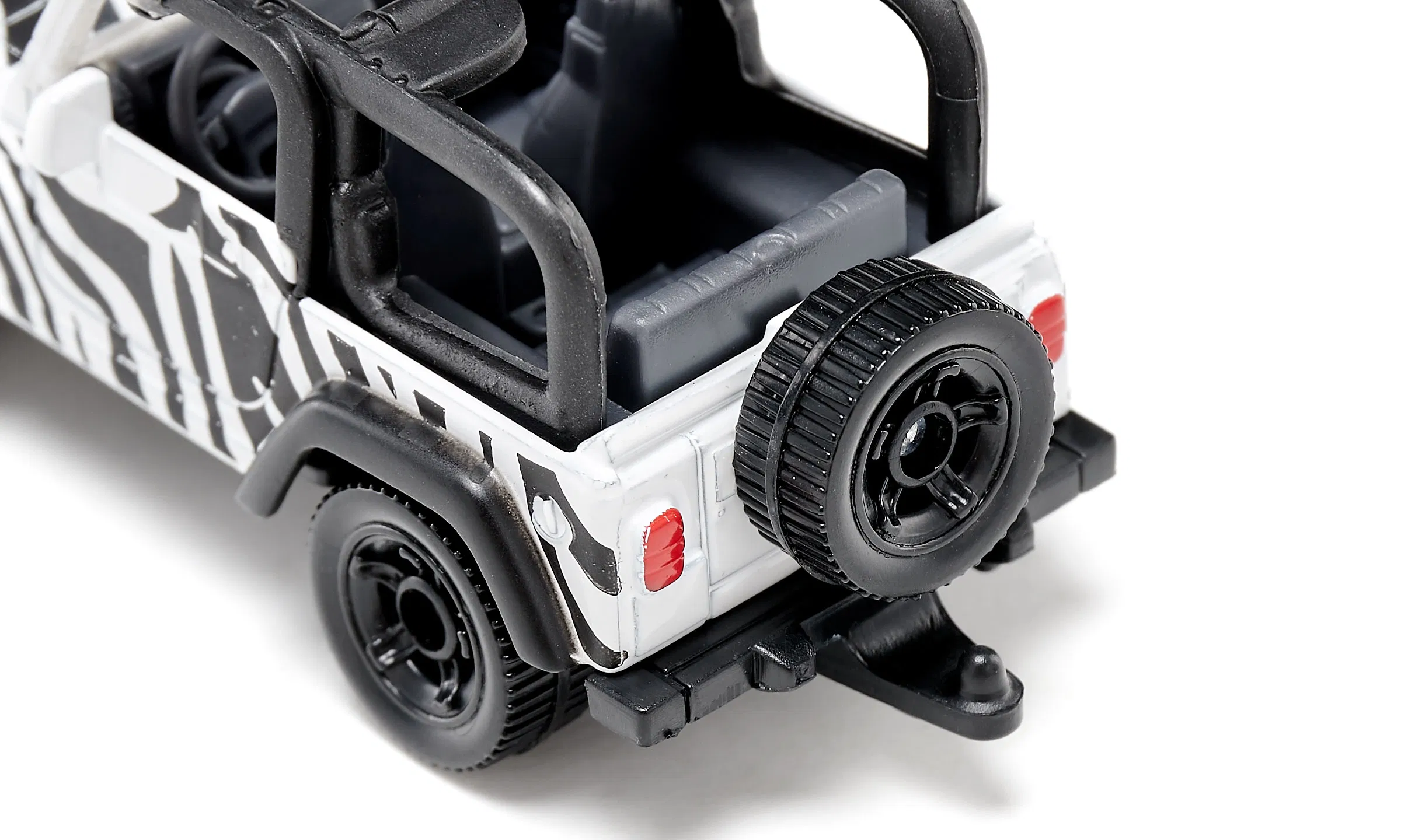 SIKU S161546 Jeep Wrangler Safari - Image 4