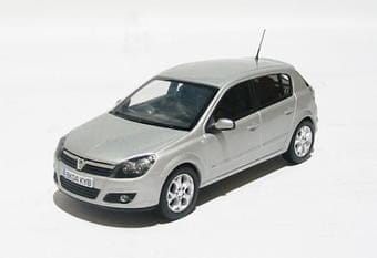 Vanguards 1/43 – Vauxhall Opel Astra – Gris Métallisé – Miniature De Collection